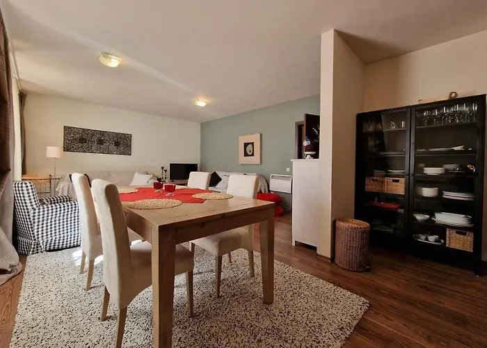 Royal Towers - 2bd Flat With Parking By Flat Mаnager